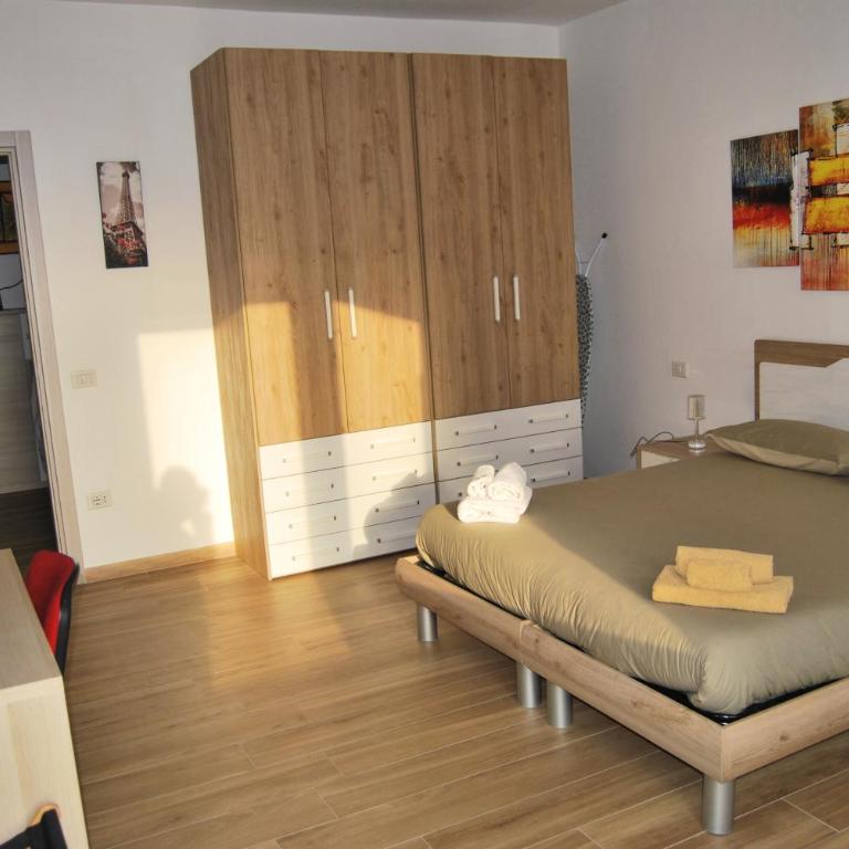 Tiburtina Family Apartment - Two-Bedroom Apartment with Balcony - 31