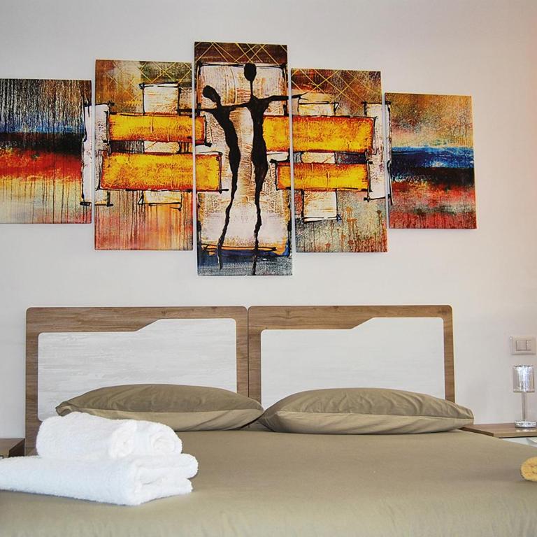 Tiburtina Family Apartment - Two-Bedroom Apartment with Balcony - 34