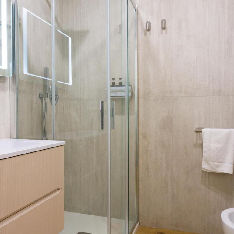 Marconi34 Homes - Largo Living - Central, Spacious and Modern - Appartamento con 2 Camere da Letto - 25