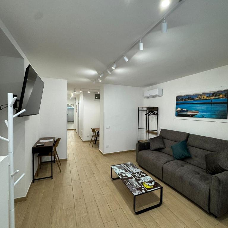 Sammartino Apartment - Two-Bedroom Apartment - 10