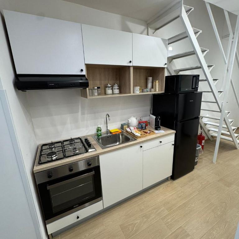 Sammartino Apartment - Two-Bedroom Apartment - 13