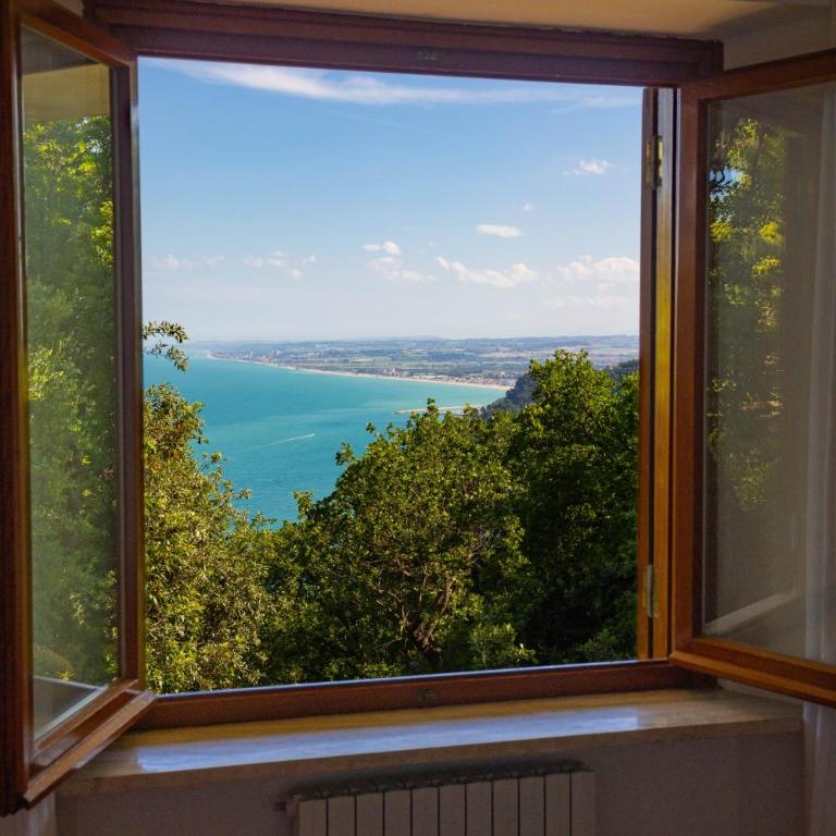 Villa Sibilla - Camera Matrimoniale con Vista Mare - 1