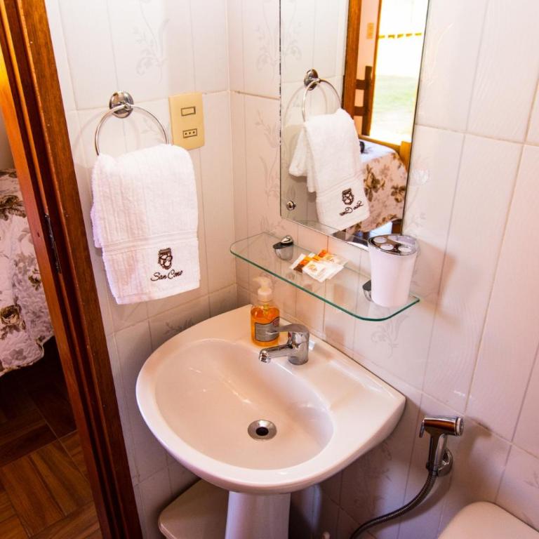 Cabañas San Cono - Habitación Familiar con baño privado - 2