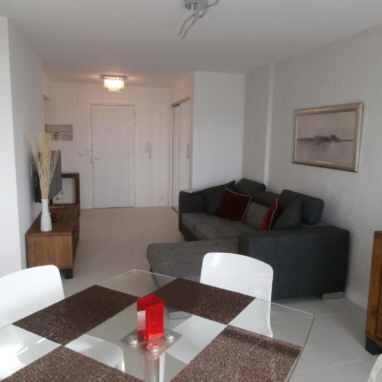 Iberia Beach Front Sea - One-Bedroom Apartment with Sea View - 6