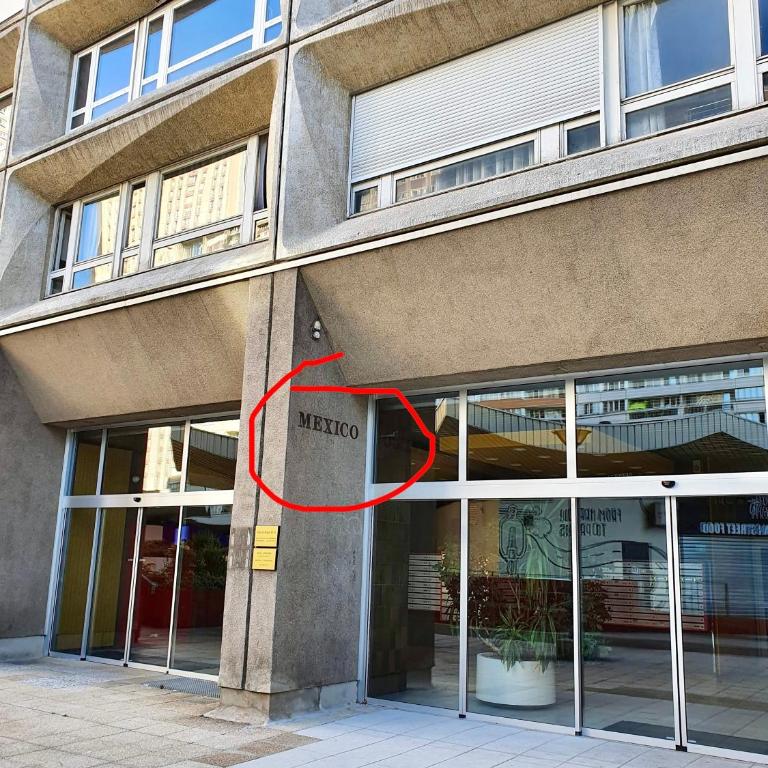 un cocon a deux pas du métro et avec parking inclus - Two-Bedroom Apartment - 29