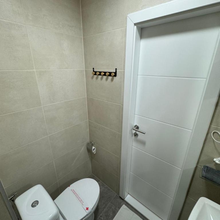 Apartments HAN 2 Sarajevo - Deluks Dvokrevetna Soba sa Bračnim Krevetom/Zasebnim Krevetima - 6
