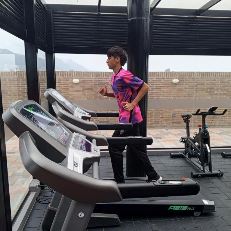 Soul Santa Bárbara executive, wifi 300 megas, Big Queen size bed, Smart tv Netflix, Walking distance to Unicentro Mall, Starbucks in front of the building, Top location - Apartamento de 1 dormitorio - 17