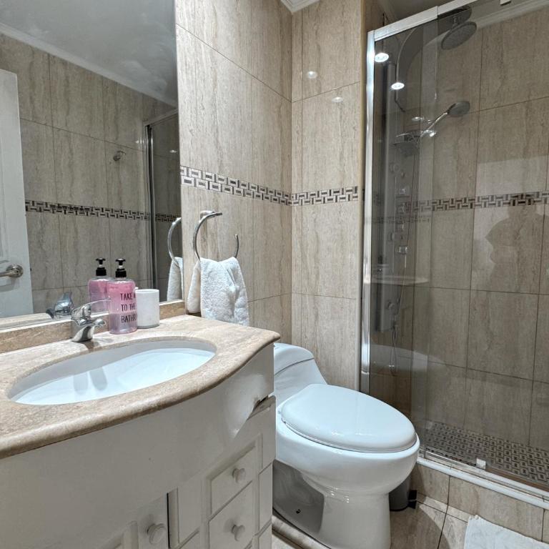 Casa 4D3B para 8-10 Personas - Calefacción- Mall Alto las Condes - Piscina - Estacionamiento - Casa de 4 dormitorios - 34