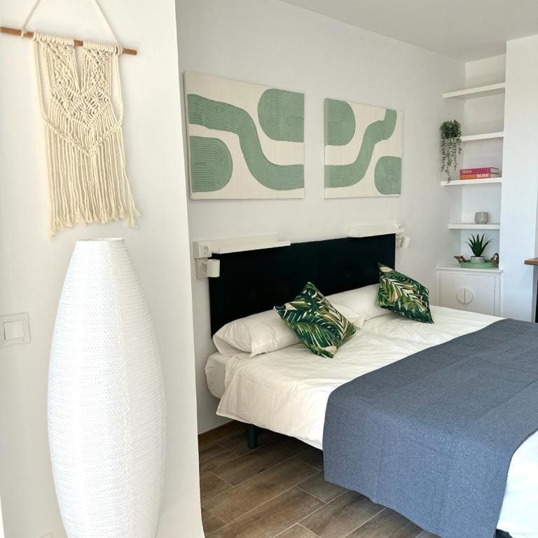 New stylish studio with pool & sea view - Estudio con vistas al mar - 22
