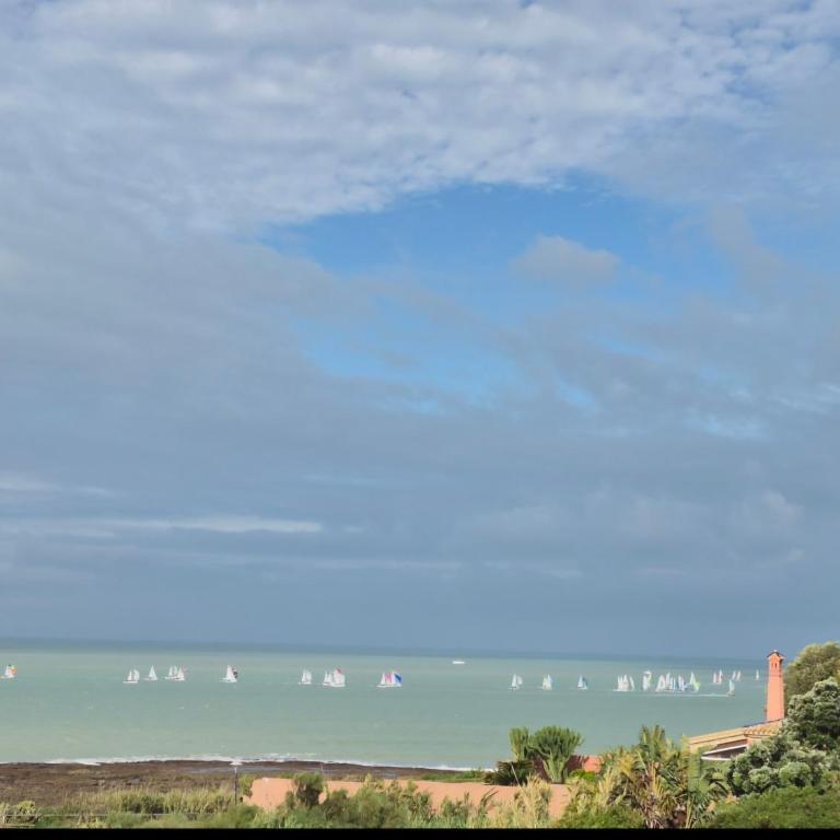 Santa Catalina primera línea de mar con vistas a Cádiz - Apartamento de 3 dormitorios - 3
