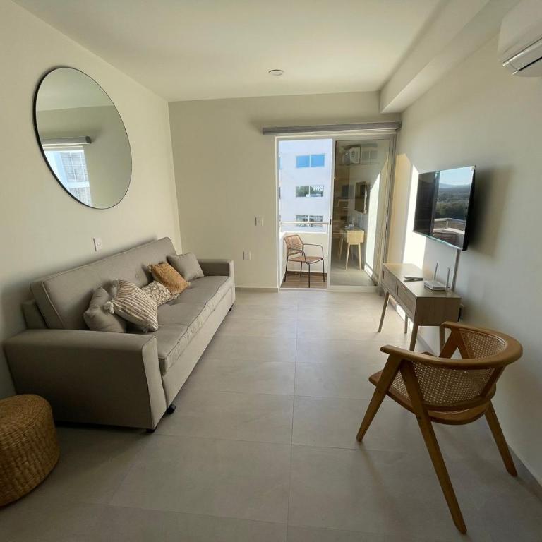 Mazablue depa en laguna con playas artificiales - Two-Bedroom Apartment with Resort View - 11