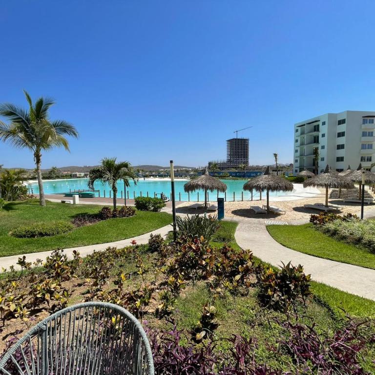 Mazablue depa en laguna con playas artificiales - Two-Bedroom Apartment with Resort View - 6
