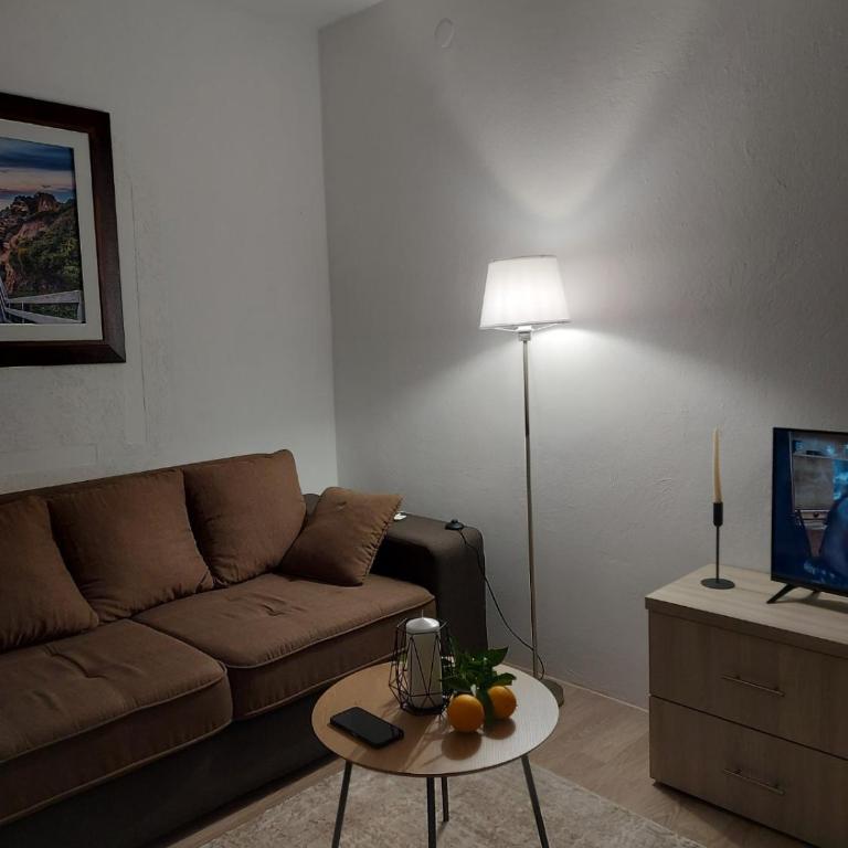 Veronika - One-Bedroom Apartment with Balcony - 15