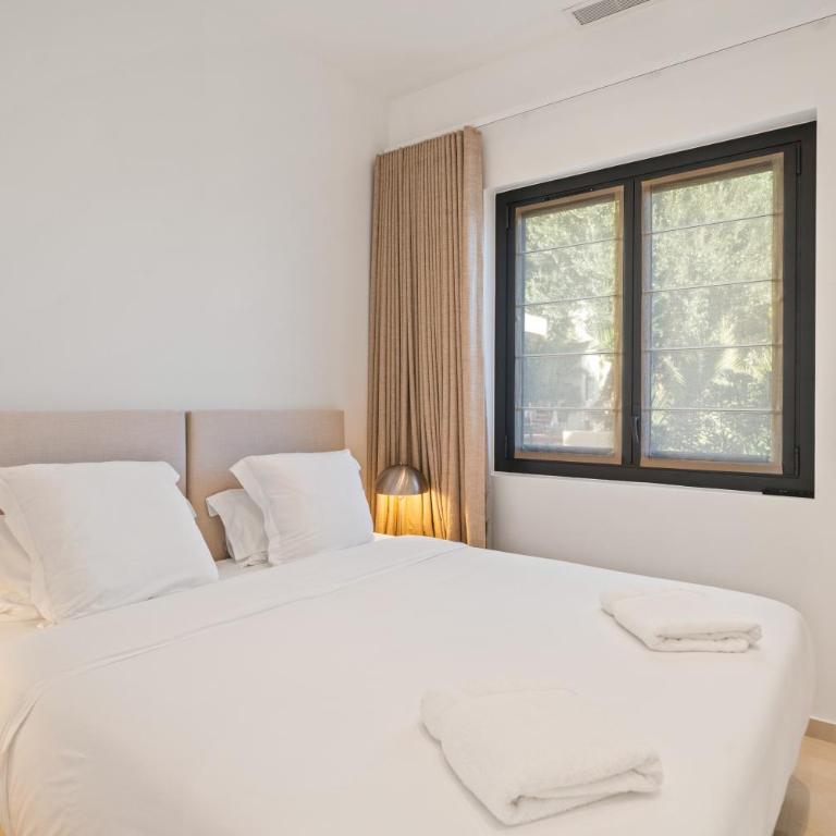 Hôtel Le Roquebrune - Suite - Vue sur Mer - 9