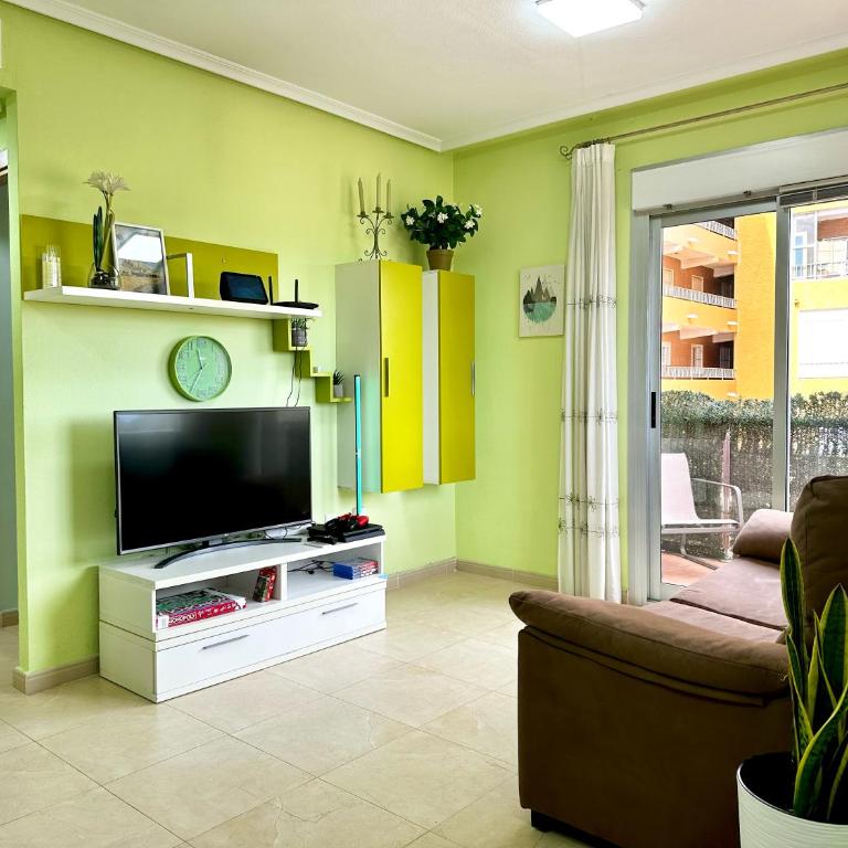 Peaceful Apartment with Sea & Nature Views, Terrace, Pool and Garage - Two-Bedroom Apartment with Balcony and Sea View - 11