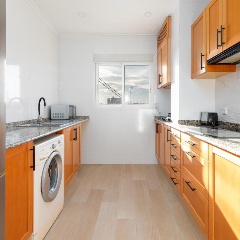 Montolivet Gulliver - Apartment - 10