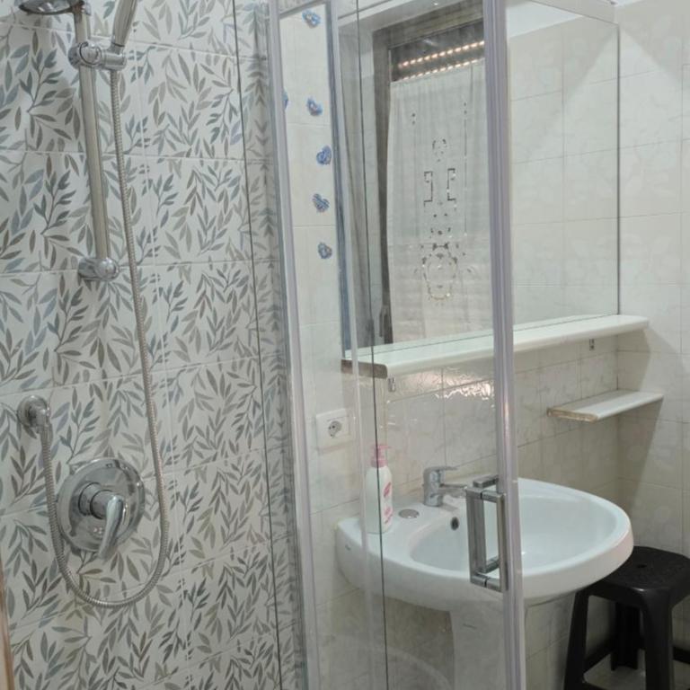 Licia Comfort Zone - Two-Bedroom House - 19