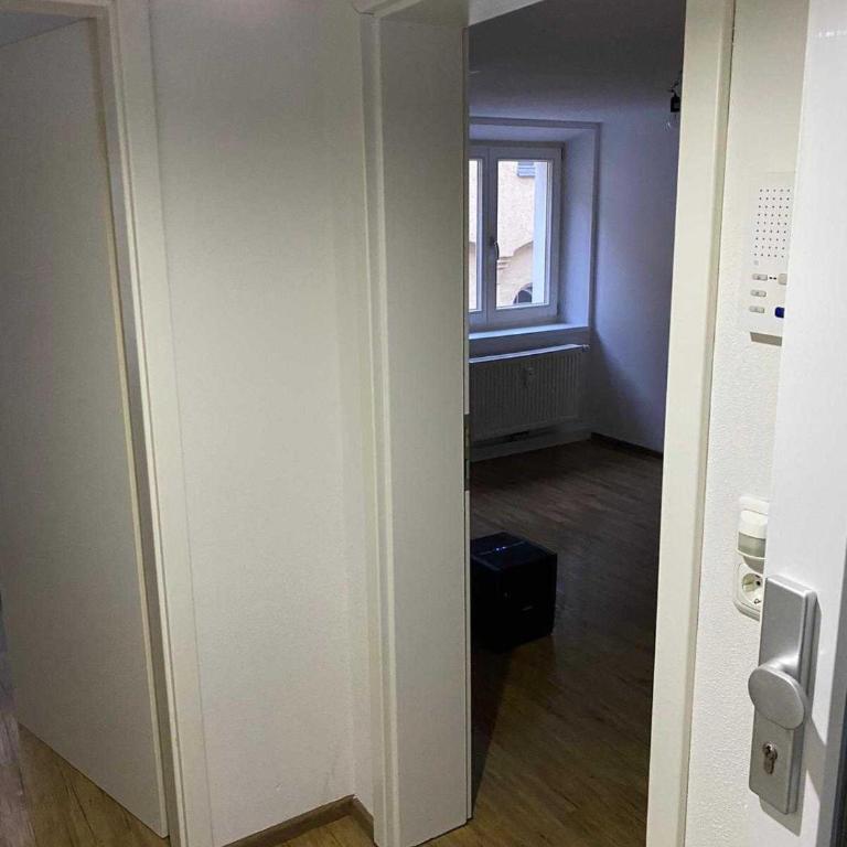 2 Zimmer Ferienwohnung zu vermieten - Apartment mit 1 Schlafzimmer - 3