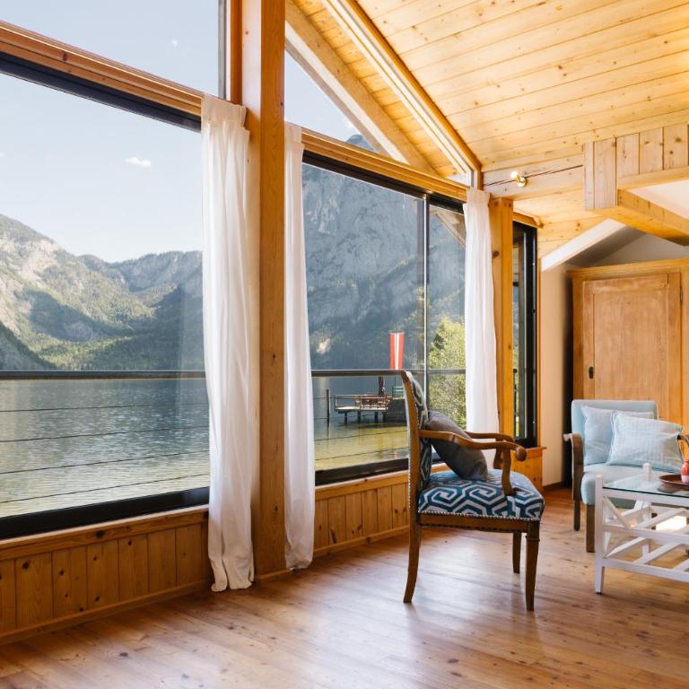 Strandcafé Hideaways Altaussee - One-Bedroom Apartment with Balcony and Water View - 2