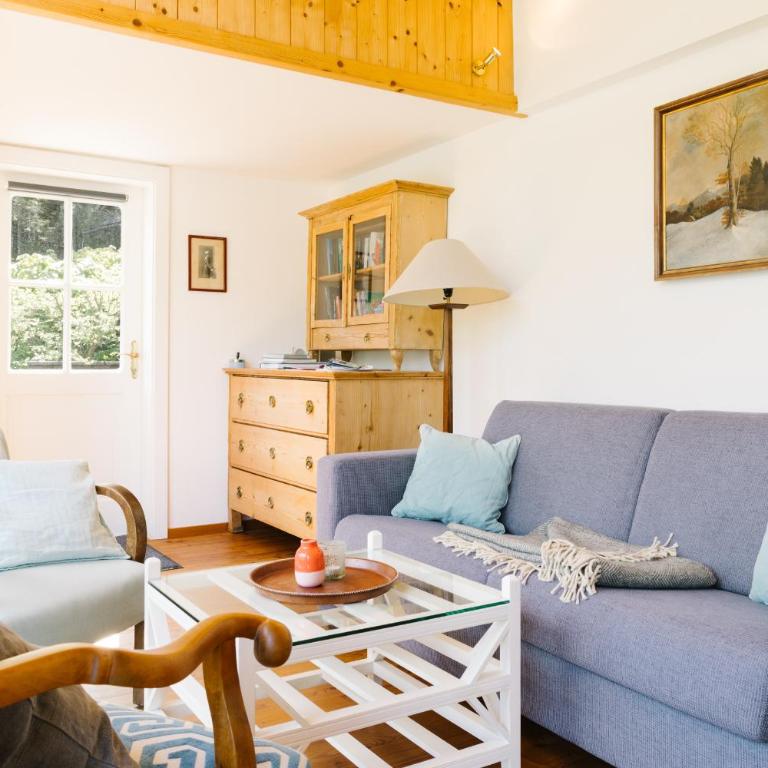 Strandcafé Hideaways Altaussee - One-Bedroom Apartment with Balcony and Water View - 6