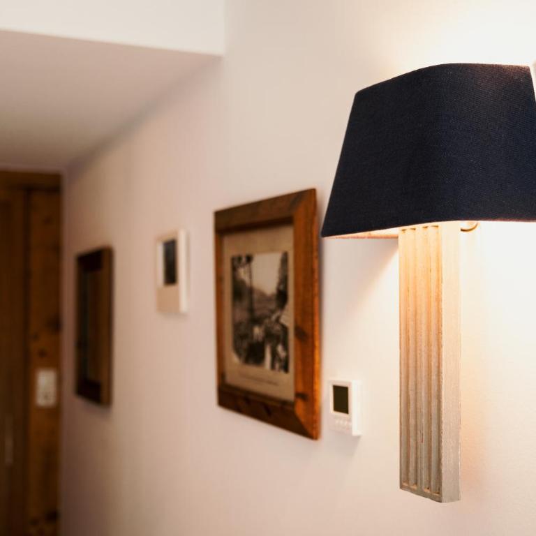 Strandcafé Hideaways Altaussee - One-Bedroom Apartment with Lake View - 21