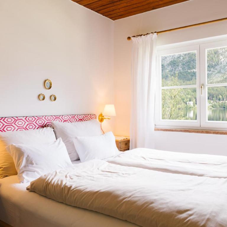 Strandcafé Hideaways Altaussee - Two-Bedroom Apartment with Lake View - 4