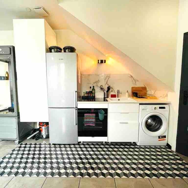 Apartment rooftop stadium of France metro line 13 - Appartement 3 Chambres - 7