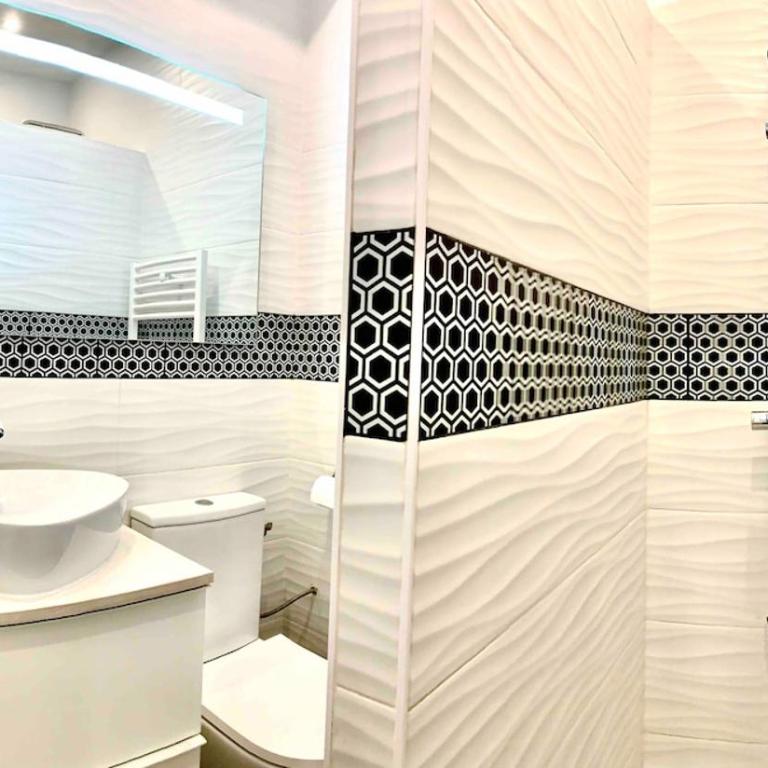 Apartment rooftop stadium of France metro line 13 - Appartement 3 Chambres - 19