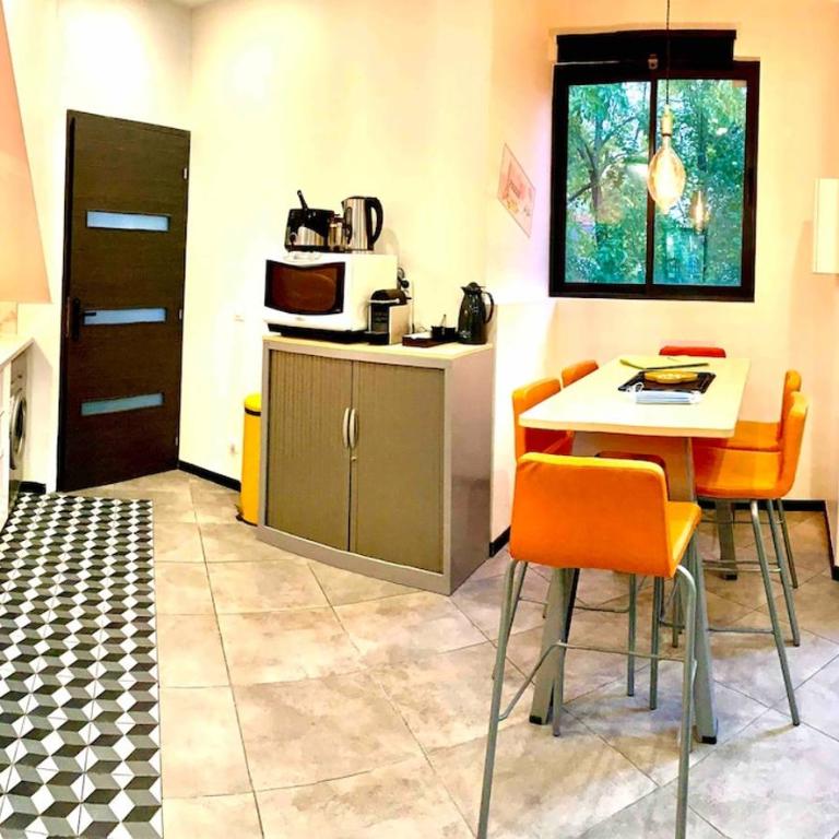 Apartment rooftop stadium of France metro line 13 - Appartement 3 Chambres - 5