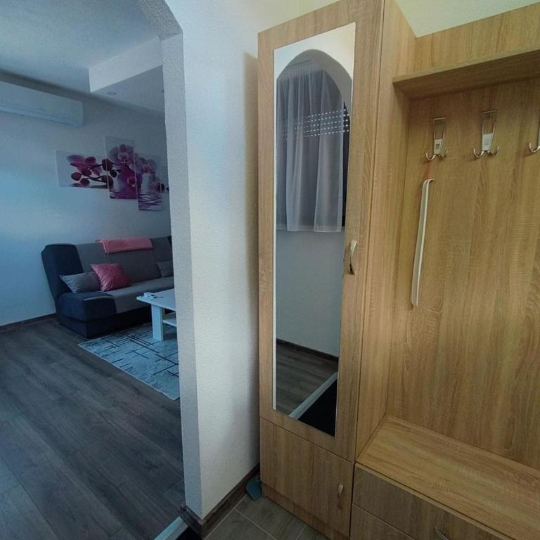 Apartman Orhideja - One-Bedroom Apartment - 18