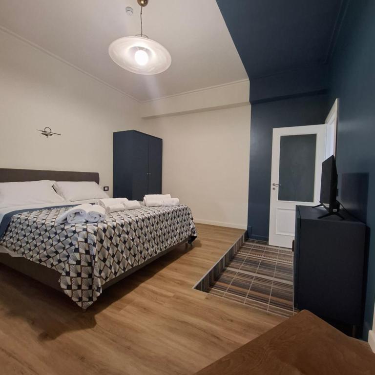 Faccia Gialla Napoli Casa Vacanze - Casa con 2 Camere da Letto - 25