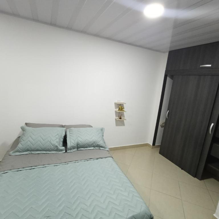 Hospedaje samfer - Three-Bedroom Apartment - 24