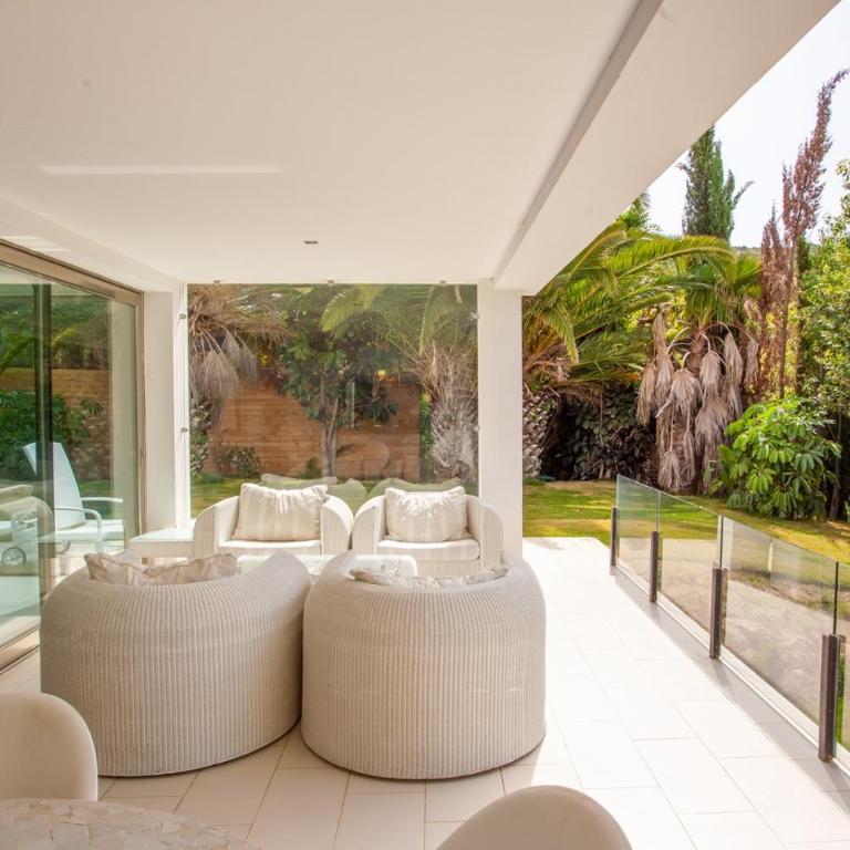Villas Playa - Three-Bedroom Deluxe Apartment - 9