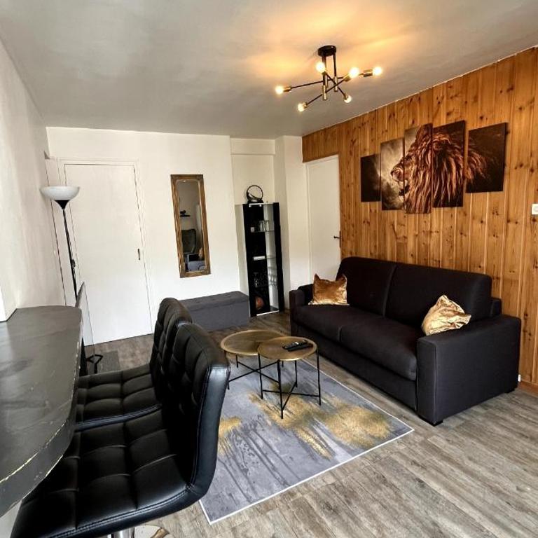 Appt rénové - Balcon montagne - 400m télécabine - Briançon - Appartement 2 Chambres - 12