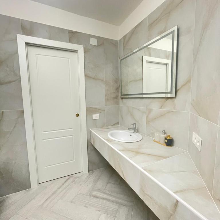 Casa di Bella - One-Bedroom Apartment - 10