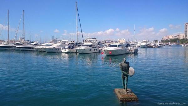 Apartamento Alicante Centro Don Bosco - Three-Bedroom Apartment - 14