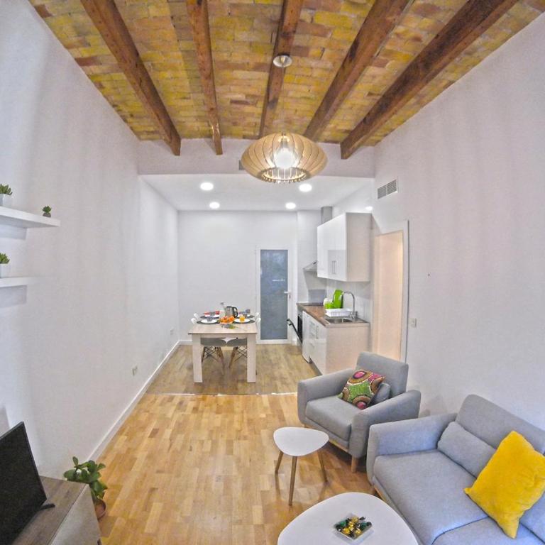 Apartamento Alicante Centro Don Bosco - Three-Bedroom Apartment - 20