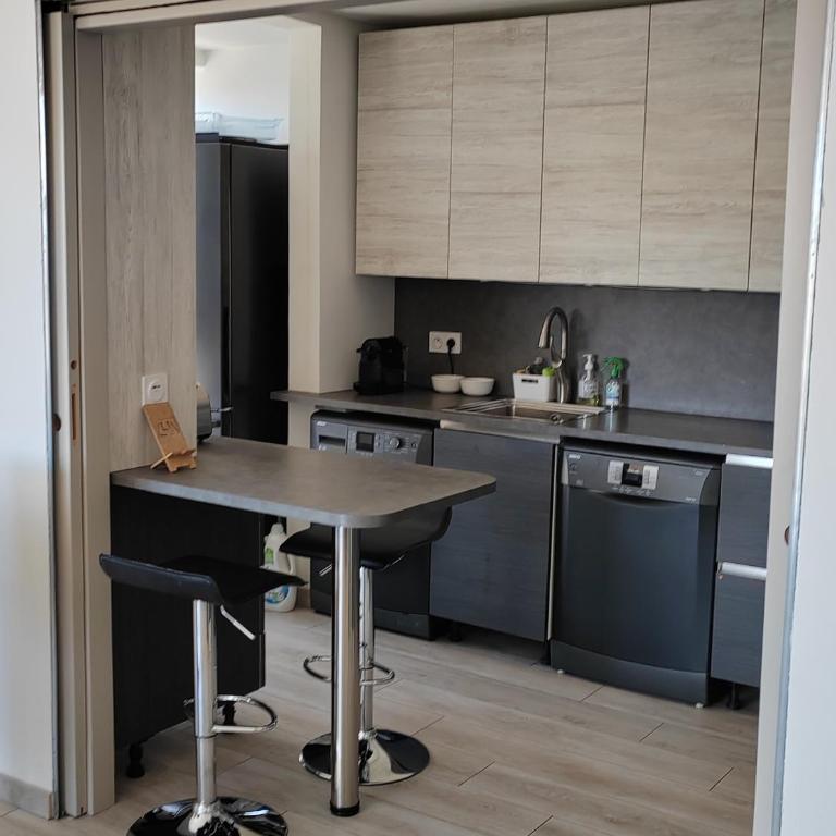 Pointe Rouge beach, dive, sail and seaview - Apartment mit 1 Schlafzimmer - 11