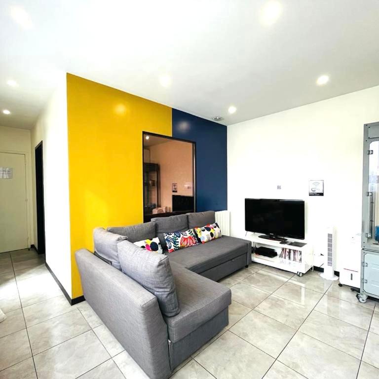 Apartment rooftop stadium of France metro line 13 - Appartement 3 Chambres - 4