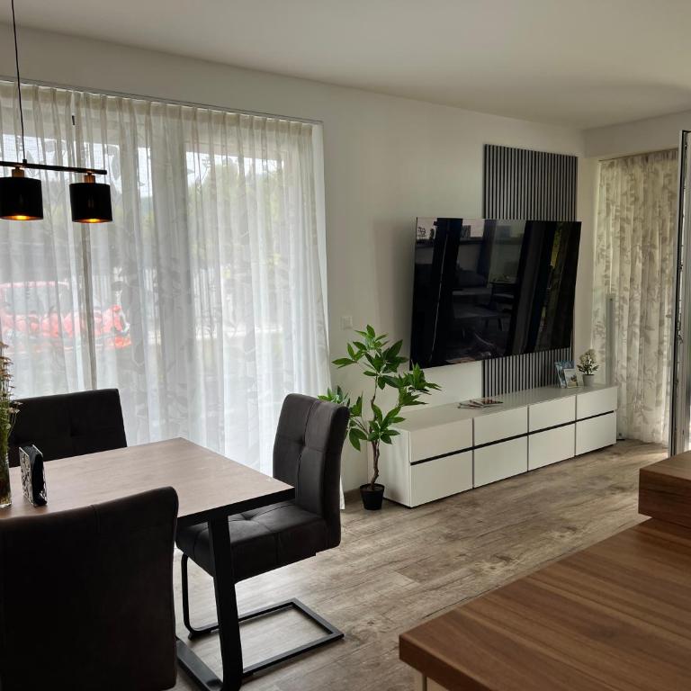 Seeapartment Bella - Apartment mit 2 Schlafzimmern und Terrasse - 3