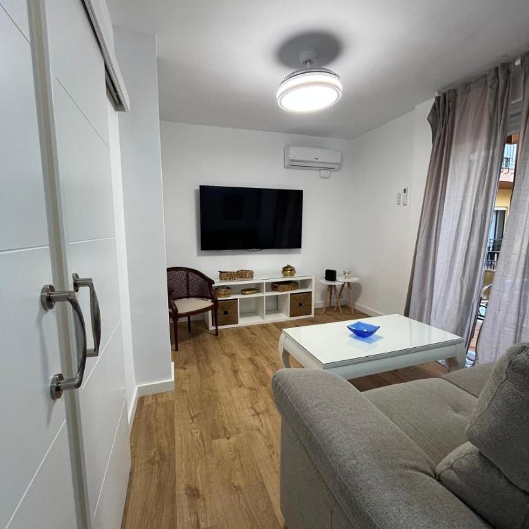 Almuñecar Beach - Apartamento de 3 dormitorios con balcón - 5