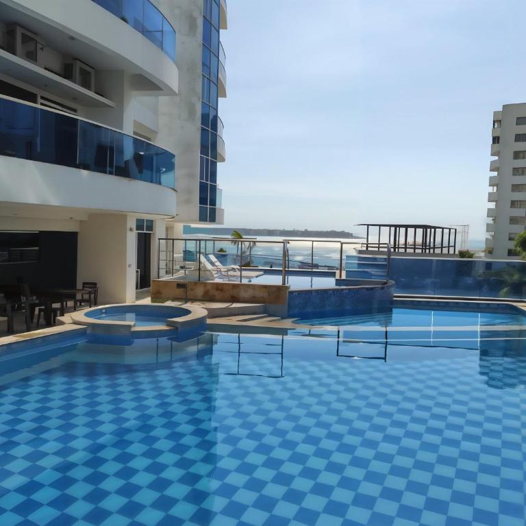 Un espacio sofisticado en medio de El Laguito Edificio Poseidon del Caribe - Apartamento de 2 dormitorios con balcón y vistas al mar - 2
