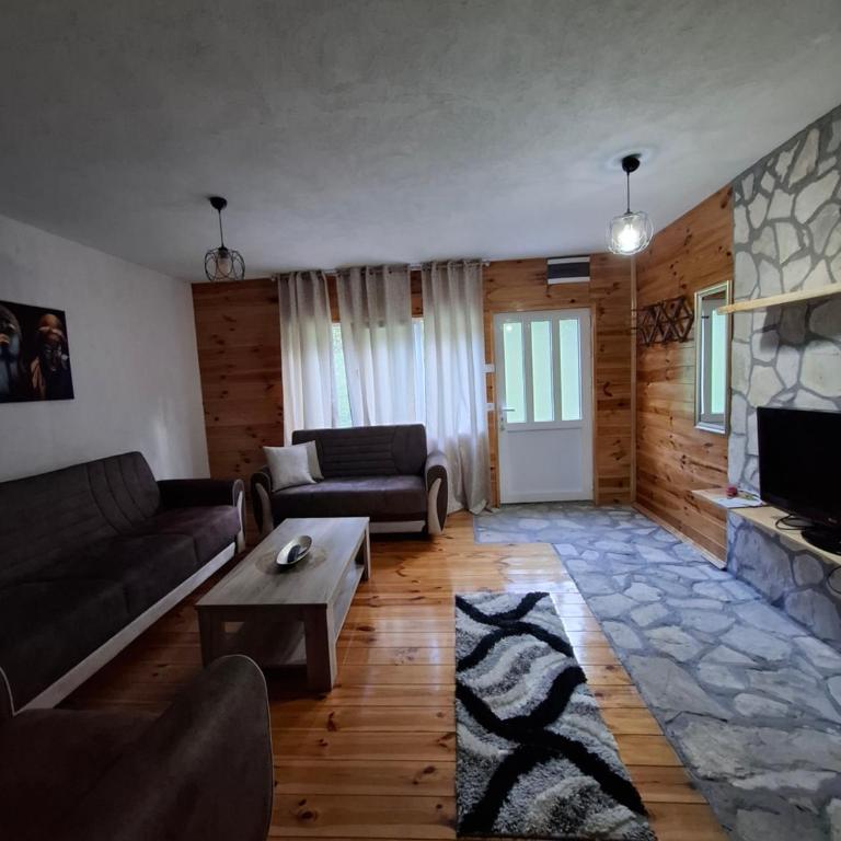 Apartmani Djole i Nika - One-Bedroom Apartment - 3