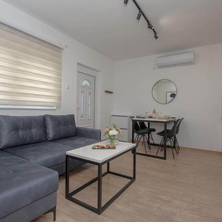 Azzurro Apartments with Swimming pool & Jacuzzi - Apartman sa 1 Spavaćom Sobom - 11