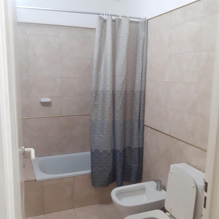 Centrico y luminoso depto con cochera - Apartamento de 1 dormitorio - 9