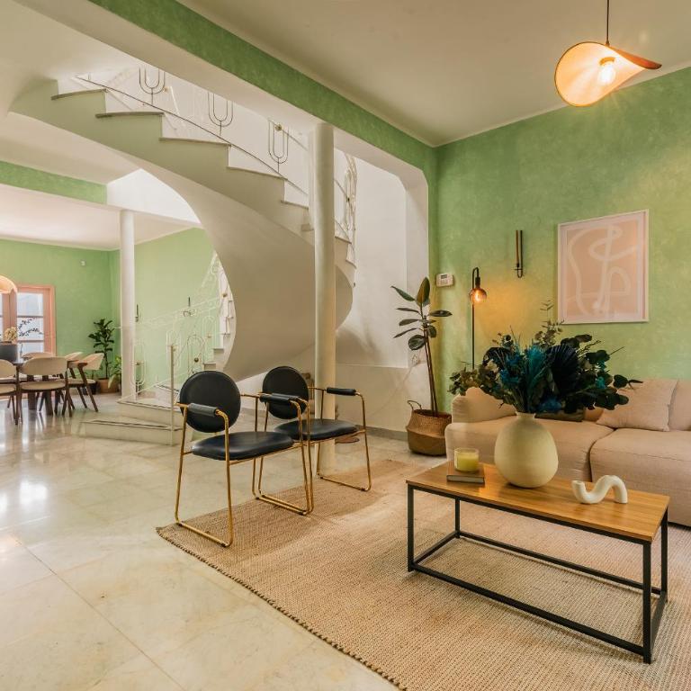 Beautiful 6 BDR Villa with AC in La Condesa - Villa - 10