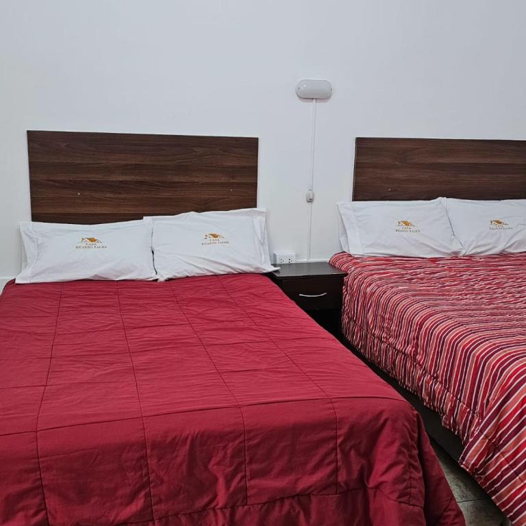 Casa RICARDO PALMA - Habitación Familiar con baño privado - 8