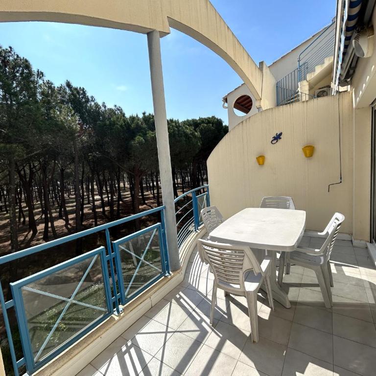 Appartement 4/5 pers avec terrasse et piscine - FR-1-837-13 - Apartment - 2