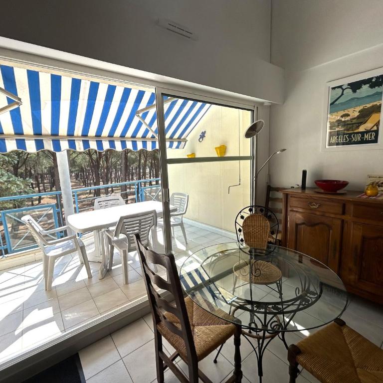 Appartement 4/5 pers avec terrasse et piscine - FR-1-837-13 - Apartment - 3