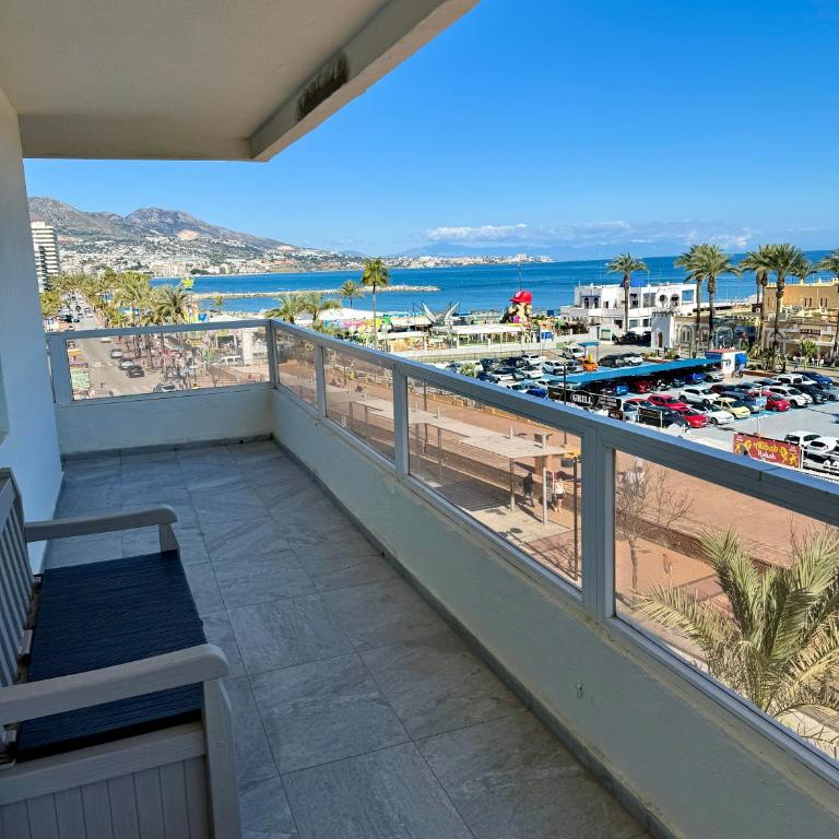 Newly Renovated City & Beach Apartment - Apartamento de 2 dormitorios con balcón y vistas al mar - 36